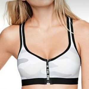 PINK Victoria’s Secret | Push Up Sports Bra | Size Small
